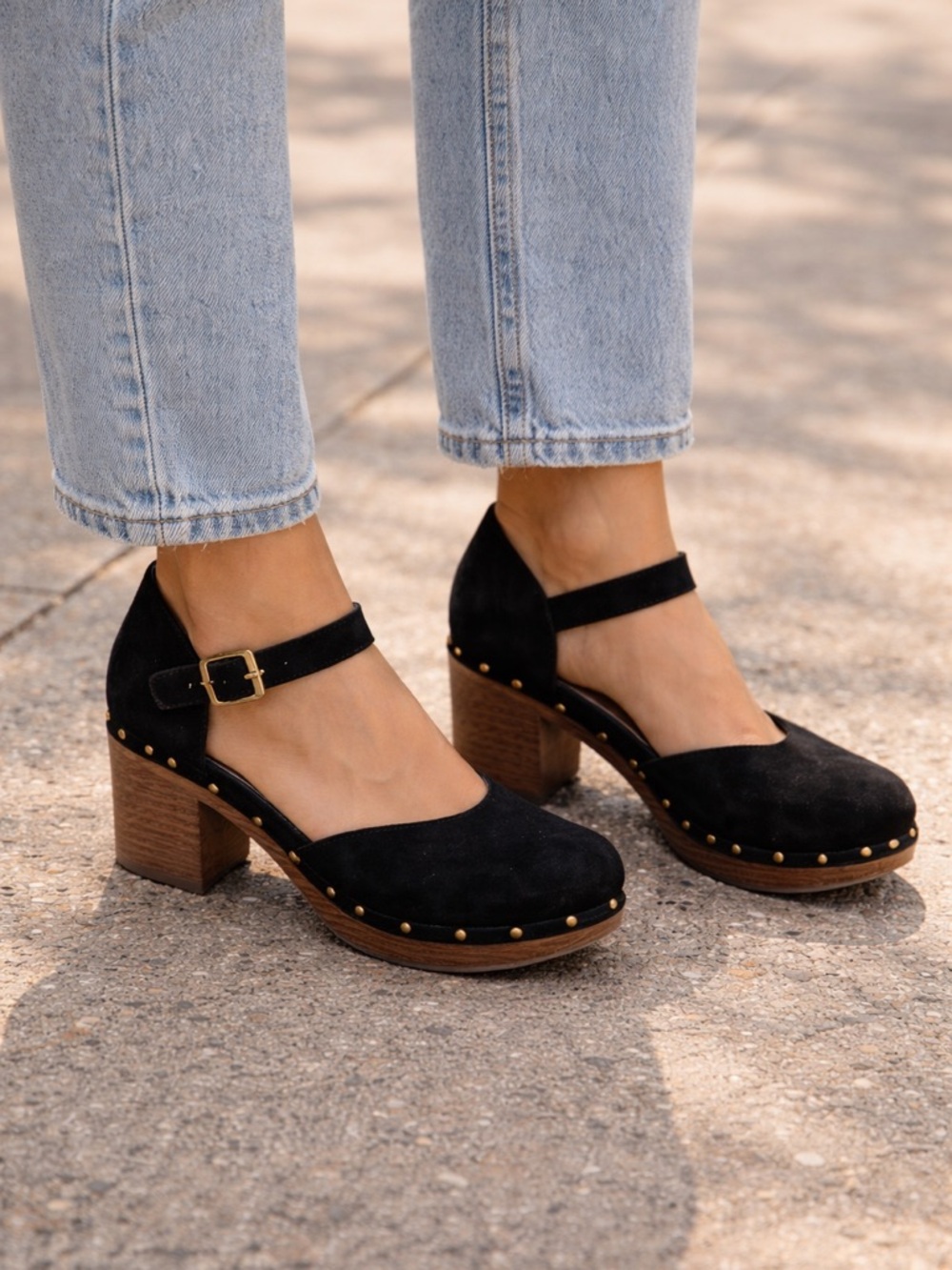 Korks Evah Black Suede Clog Heels – Size 8.5